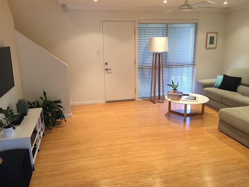 19 Moreton Bay Drive, Caloundra West QLD 4551