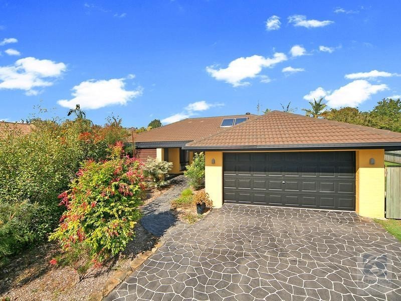 2 Lomandra Drive, Currimundi QLD 4551