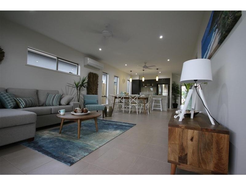 27 Aqua Circuit, Caloundra West QLD 4551