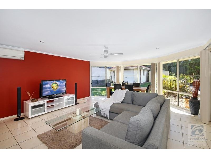 9 Mowburra Place, Caloundra West QLD 4551