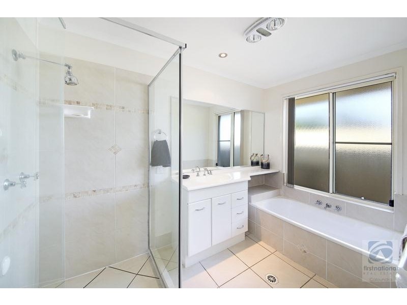 9 Mowburra Place, Caloundra West QLD 4551