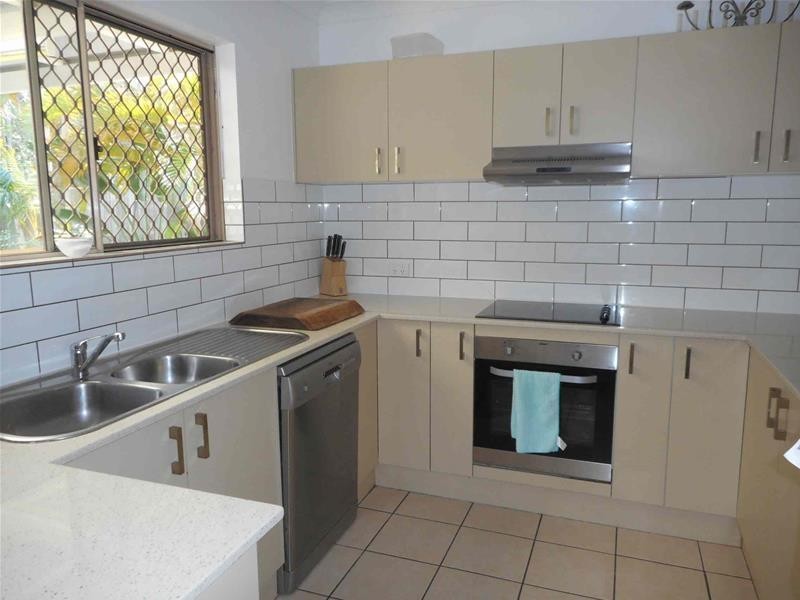 4 Pinehurst Street, Currimundi QLD 4551