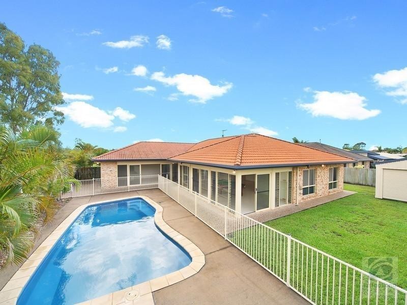 2 Traill Crescent, Currimundi QLD 4551