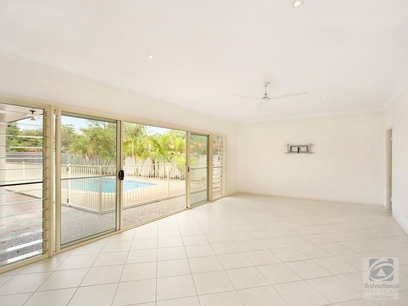 2 Traill Crescent, Currimundi QLD 4551