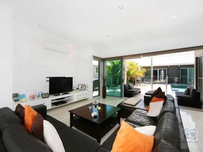 37 Westholme Circuit, Pelican Waters QLD 4551