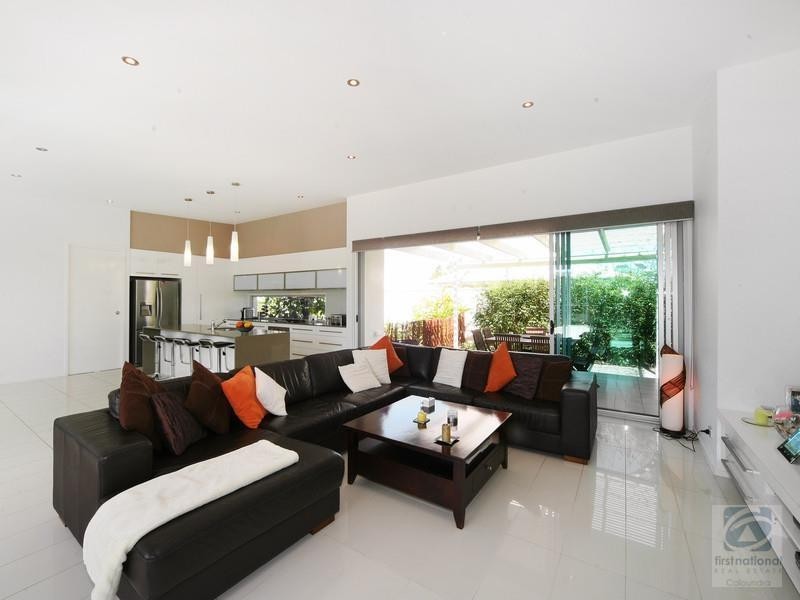 37 Westholme Circuit, Pelican Waters QLD 4551