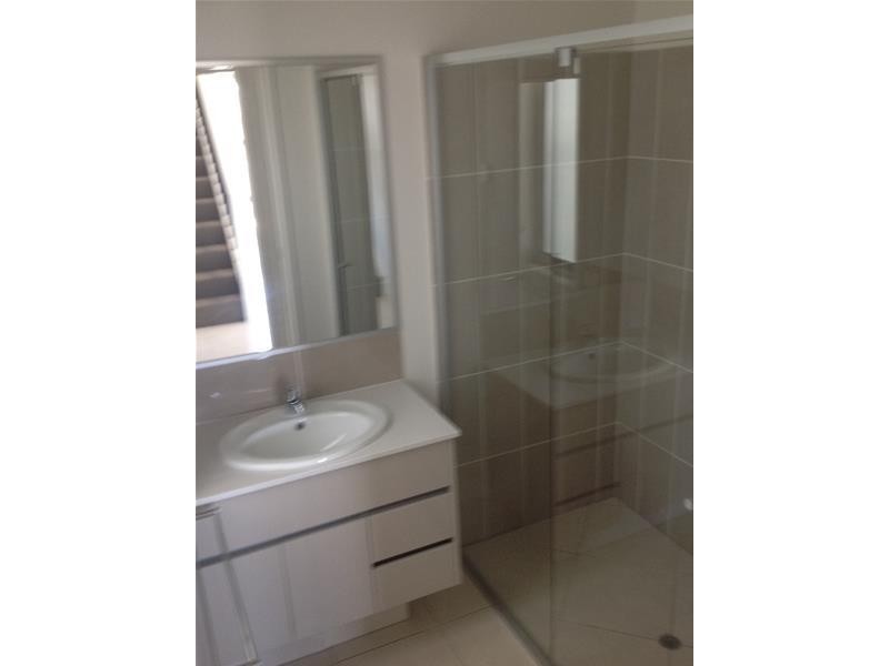 18  Amber Street, Caloundra West QLD 4551