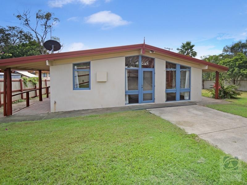 1 Fairlie Crescent, Moffat Beach QLD 4551