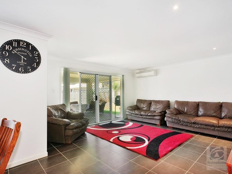 7 Sunrise Terrace, Little Mountain QLD 4551