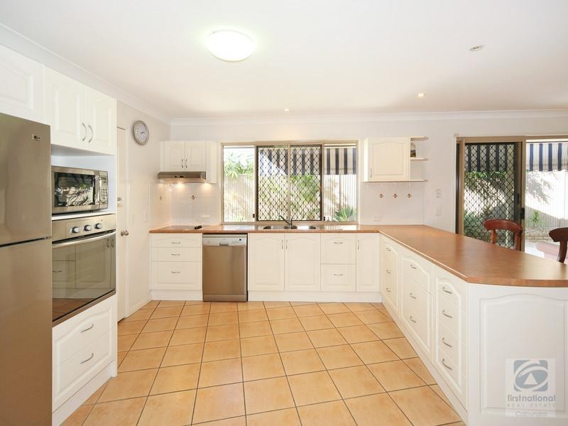 11 Ivadale Blvd, Little Mountain QLD 4551