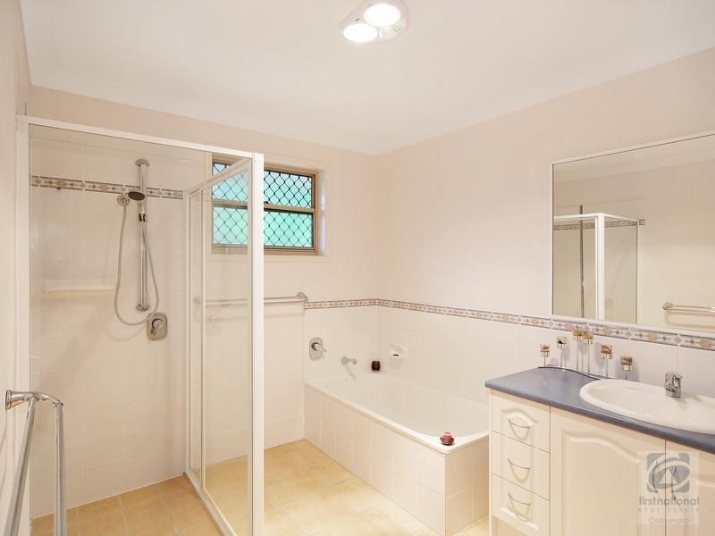 11 Ivadale Blvd, Little Mountain QLD 4551