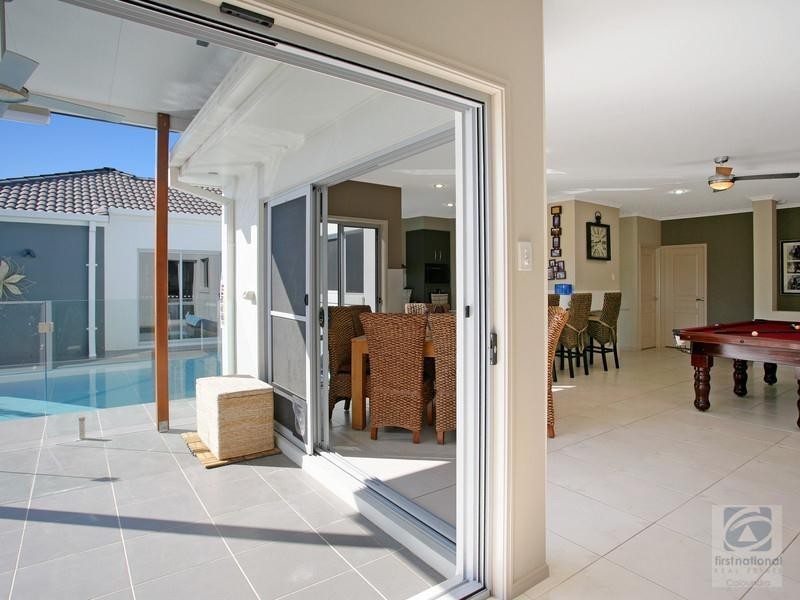 35 Hillview Crescent, Little Mountain QLD 4551