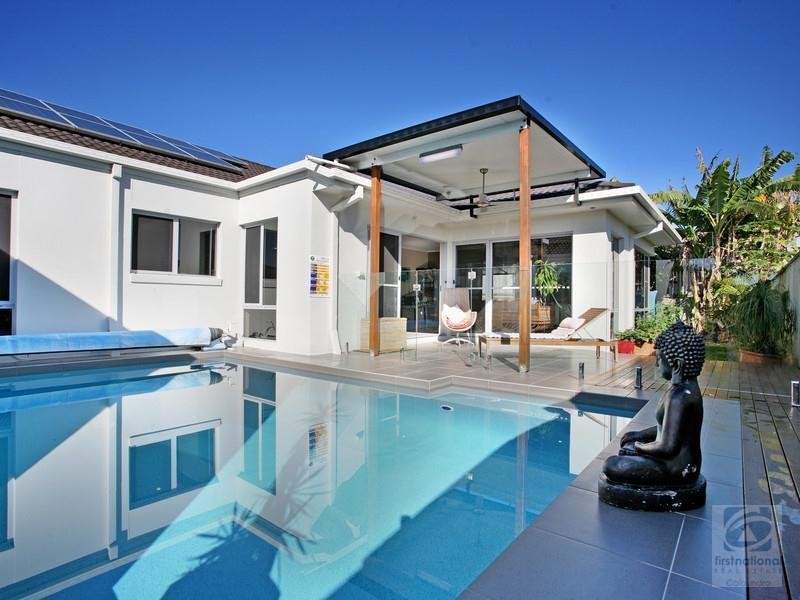 35 Hillview Crescent, Little Mountain QLD 4551