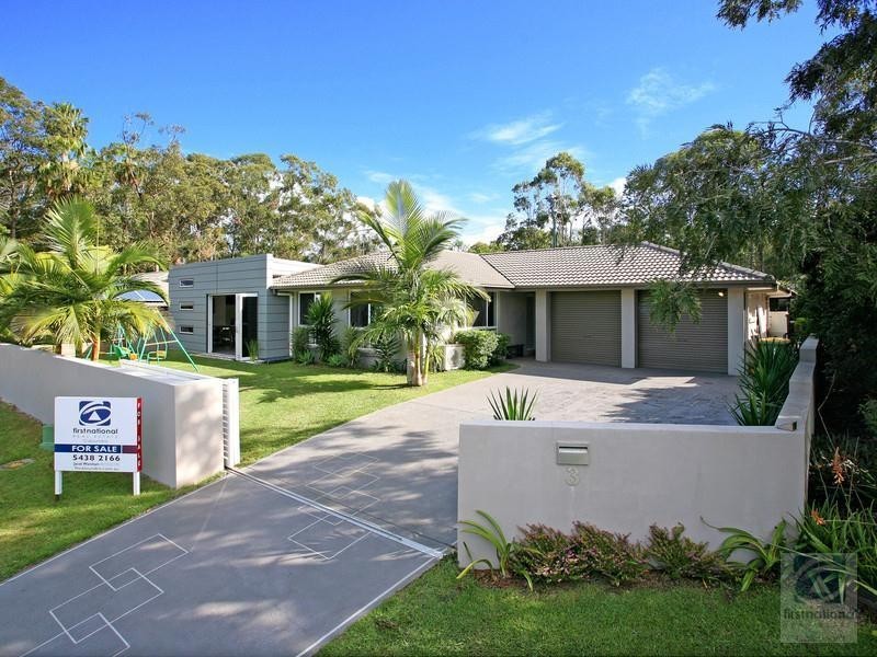 3 Heathglen Court, Little Mountain QLD 4551