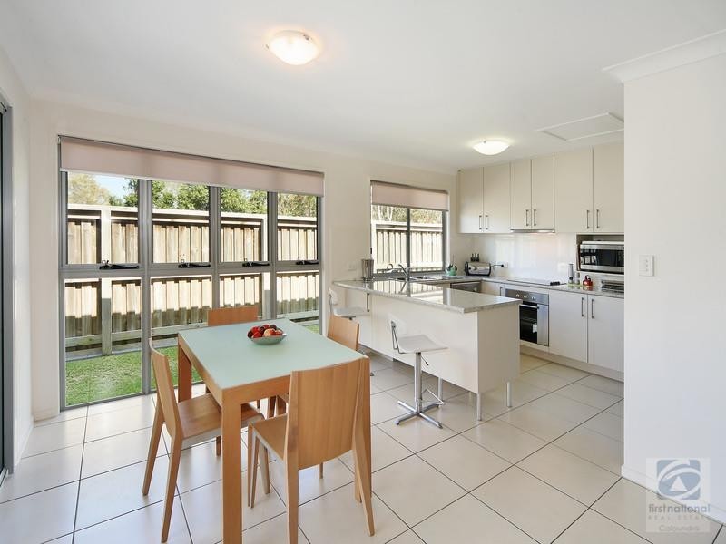 4/4 Lindesay Street, Caloundra West QLD 4551