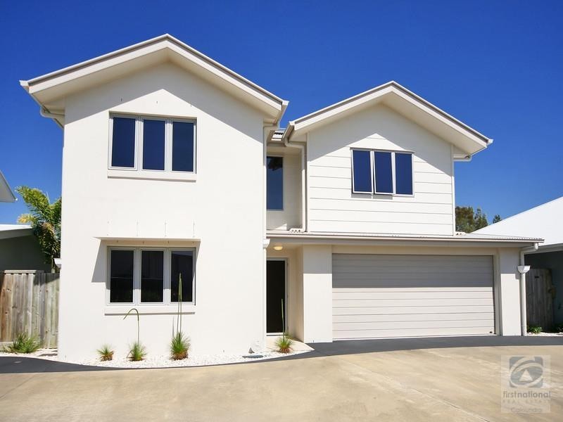 4/4 Lindesay Street, Caloundra West QLD 4551