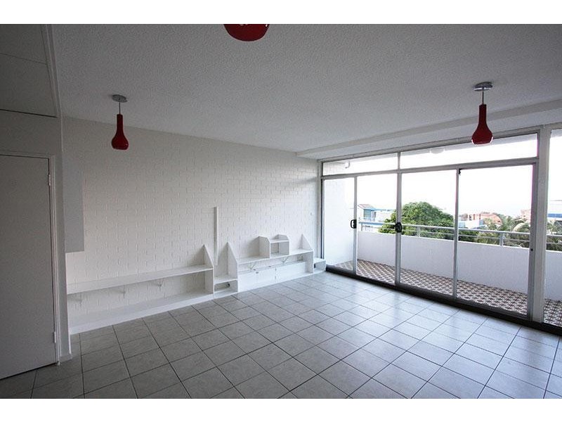 8/12 Queen Street, Kings Beach QLD 4551