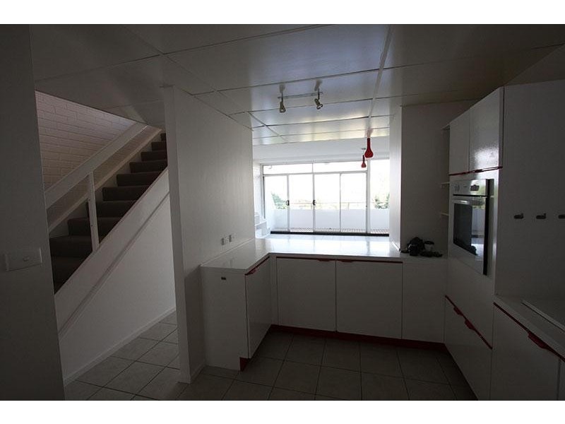 8/12 Queen Street, Kings Beach QLD 4551