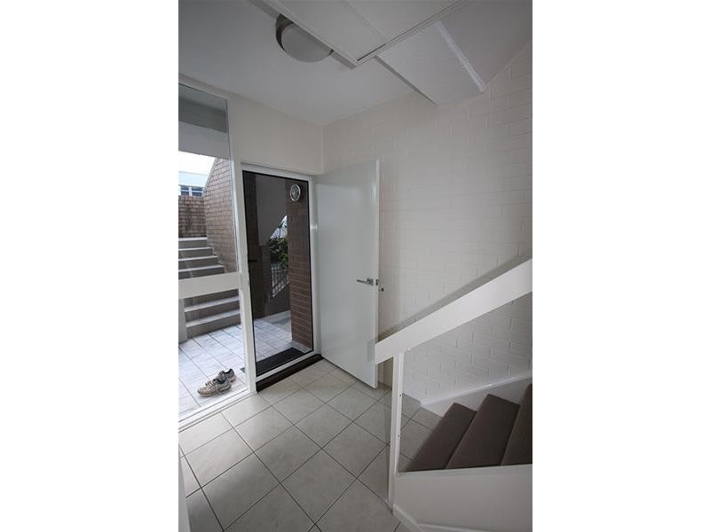 8/12 Queen Street, Kings Beach QLD 4551