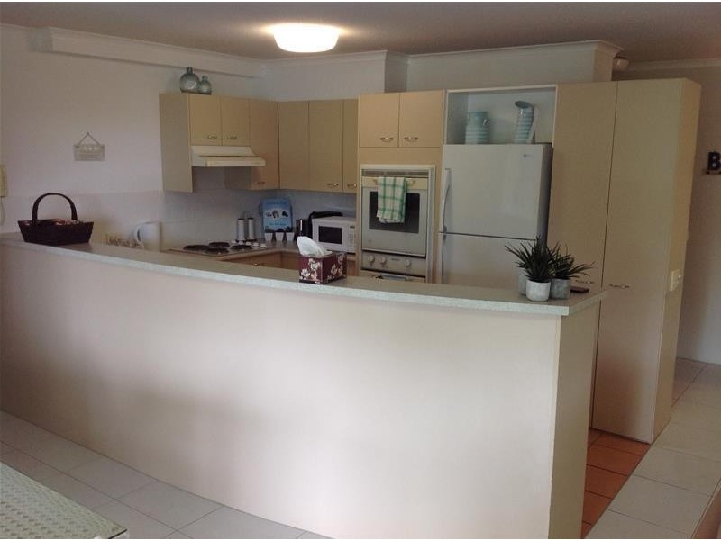 2/62 Golden Beach Esplanade, Golden Beach QLD 4551