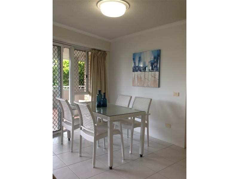 2/62 Golden Beach Esplanade, Golden Beach QLD 4551