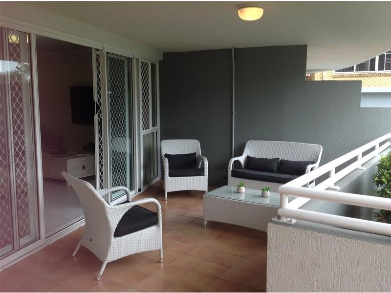 2/62 Golden Beach Esplanade, Golden Beach QLD 4551