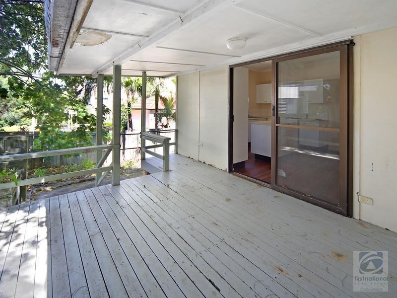 11 Arthur Street, Kings Beach QLD 4551