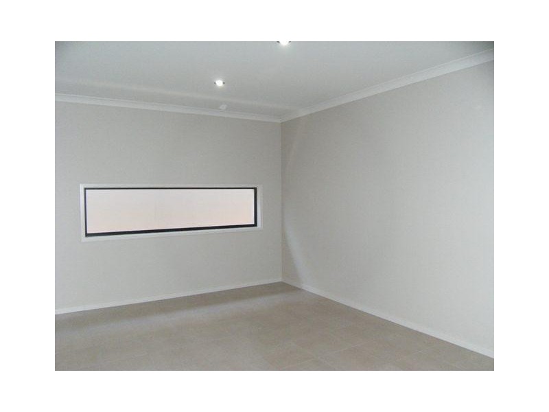 22 Sapphire Street, Caloundra West QLD 4551