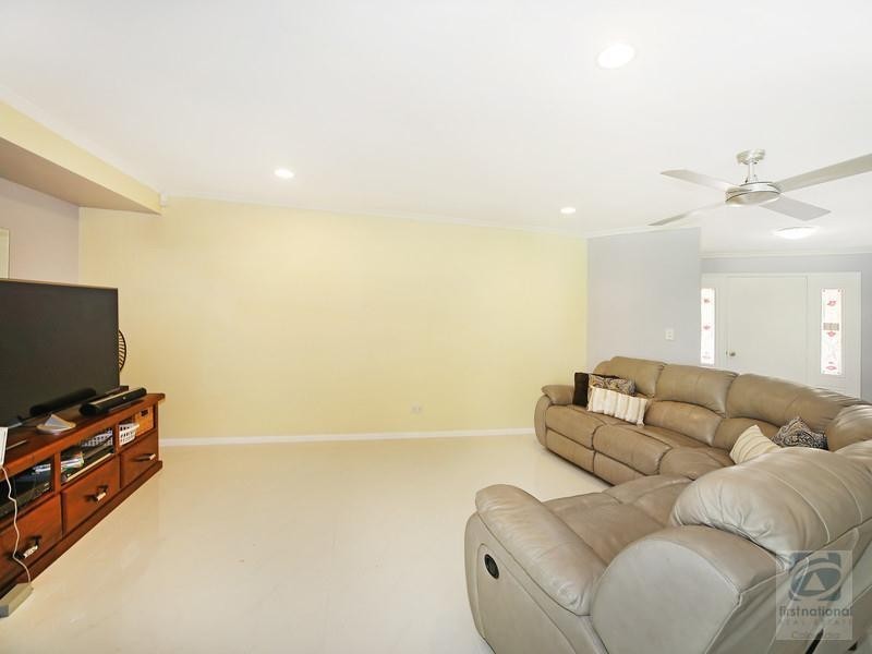 1 Discovery Drive, Little Mountain QLD 4551