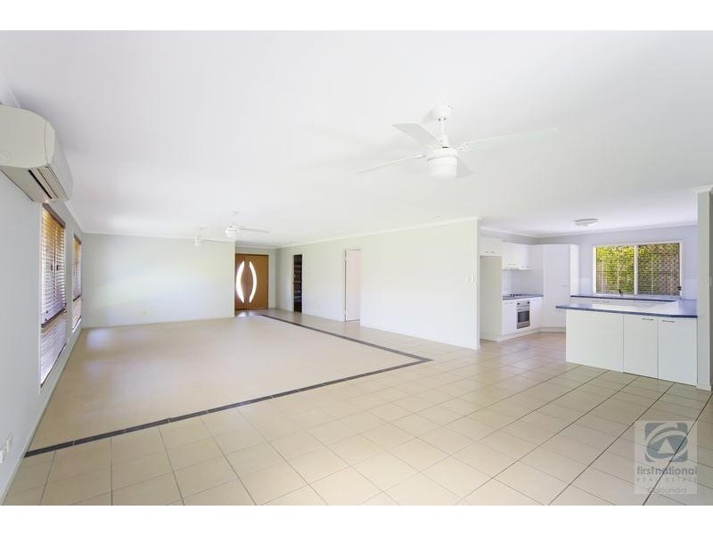 16 Eastern Rise, Little Mountain QLD 4551