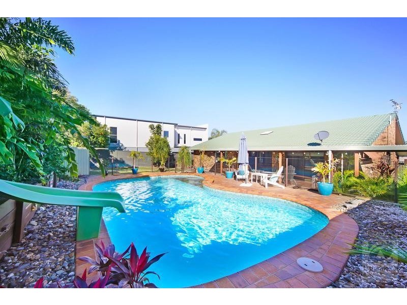 19 Beerburrum Street, Dicky Beach QLD 4551