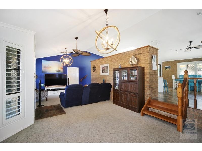 19 Beerburrum Street, Dicky Beach QLD 4551