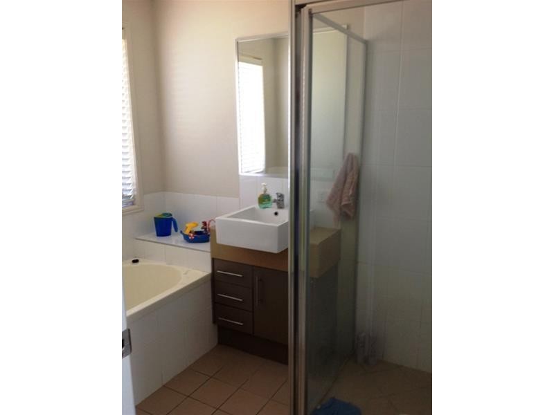 28 Daintree Blvd, Little Mountain QLD 4551