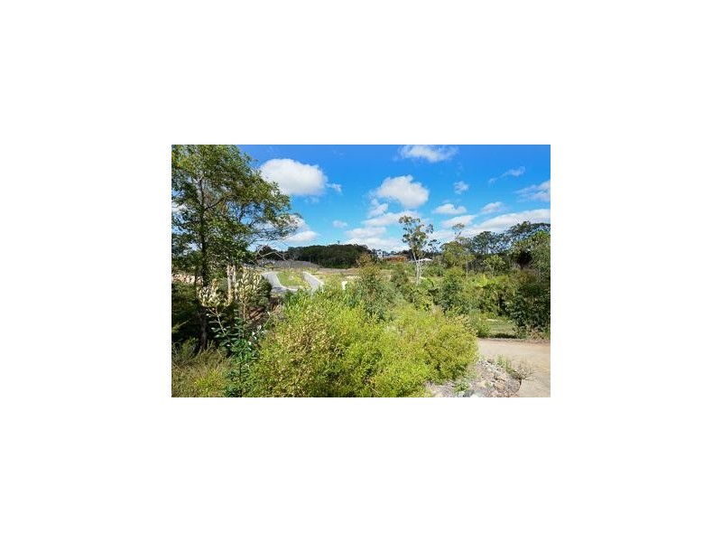 2 Mon Terre Drive, Little Mountain QLD 4551