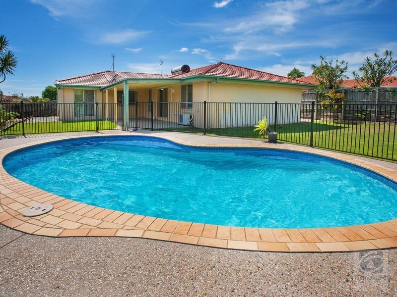 15 Perle Place, Currimundi QLD 4551