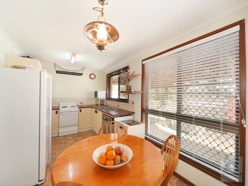 30 Enfield Crescent, Battery Hill QLD 4551
