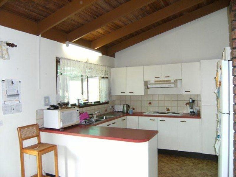 9 Mooya Street, Battery Hill QLD 4551