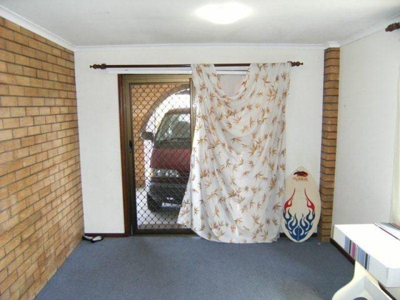 9 Mooya Street, Battery Hill QLD 4551