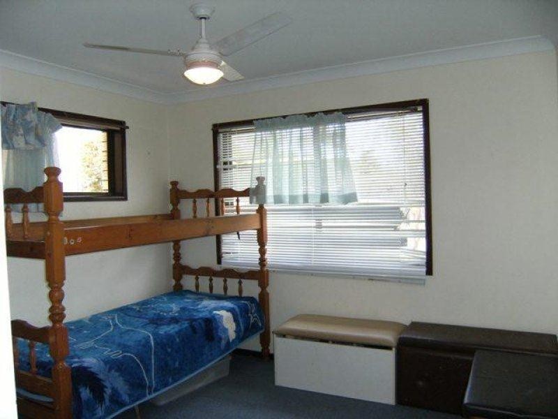 9 Mooya Street, Battery Hill QLD 4551