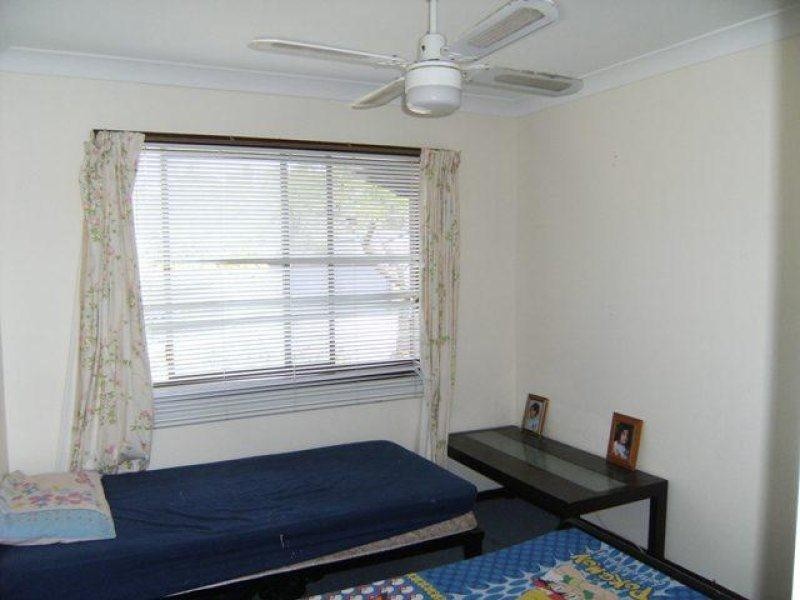 9 Mooya Street, Battery Hill QLD 4551