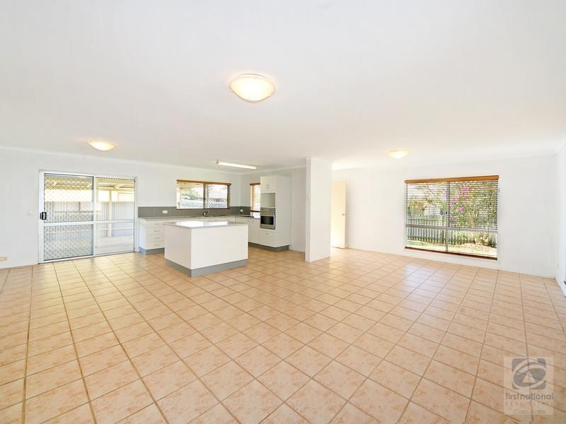 4 Warloo Street, Wurtulla QLD 4575