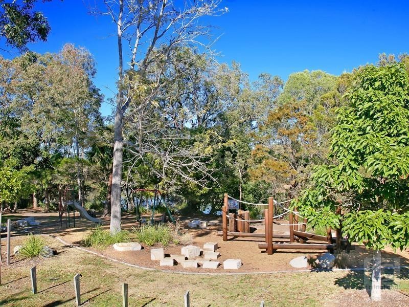 4 Warloo Street, Wurtulla QLD 4575