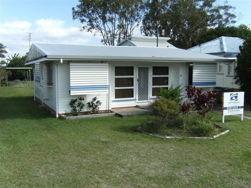 42 Palmer Avenue, Golden Beach QLD 4551