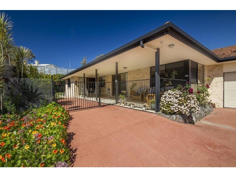 33 Gardens Square, Currimundi QLD 4551