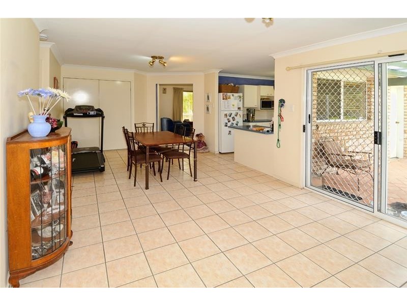 17 St James Court, Little Mountain QLD 4551