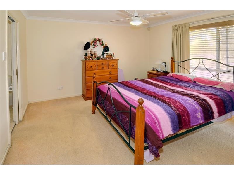 17 St James Court, Little Mountain QLD 4551