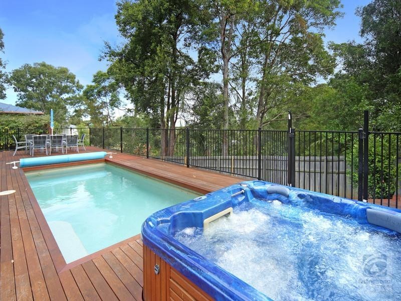 24 Grey Gum Drive, Little Mountain QLD 4551