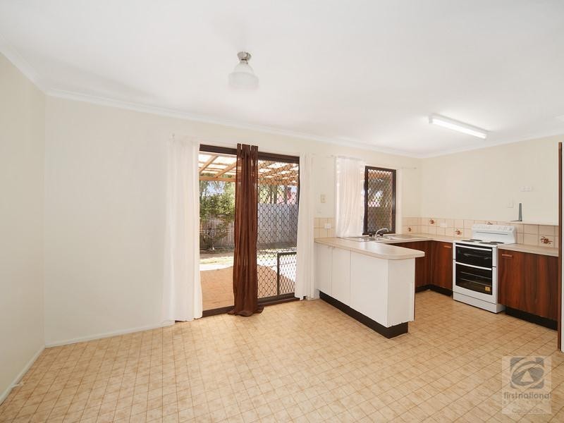 46 Enfield Cr, Battery Hill QLD 4551