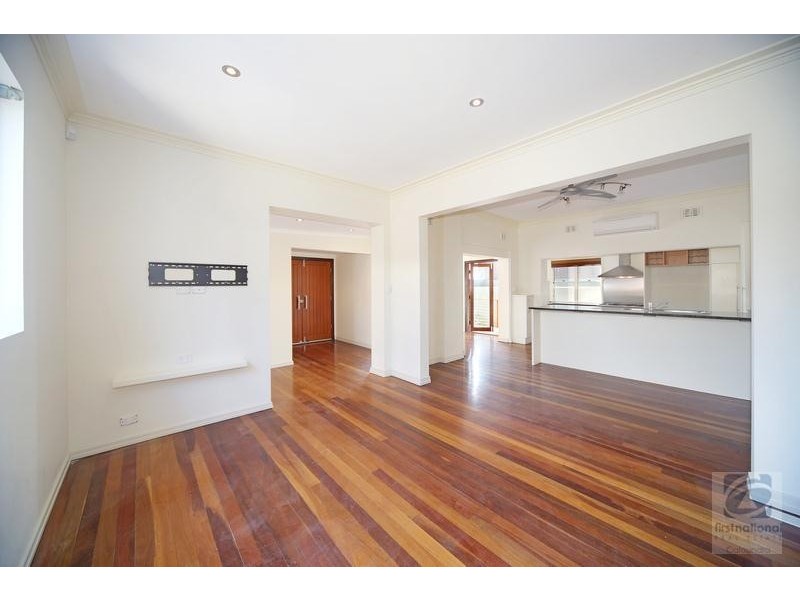 4 McIlwraith Street, Moffat Beach QLD 4551