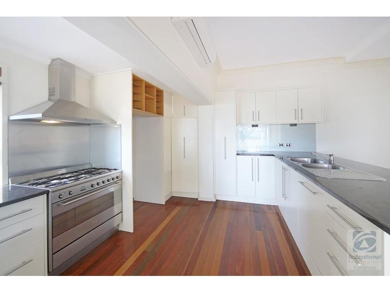 4 McIlwraith Street, Moffat Beach QLD 4551